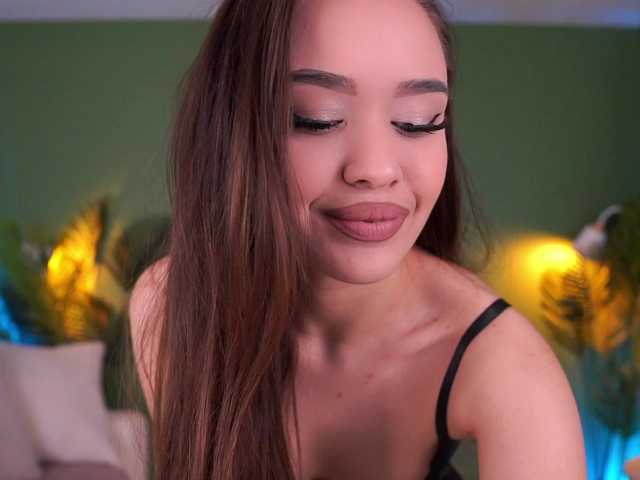 MistyReeds live cam on BongaCams