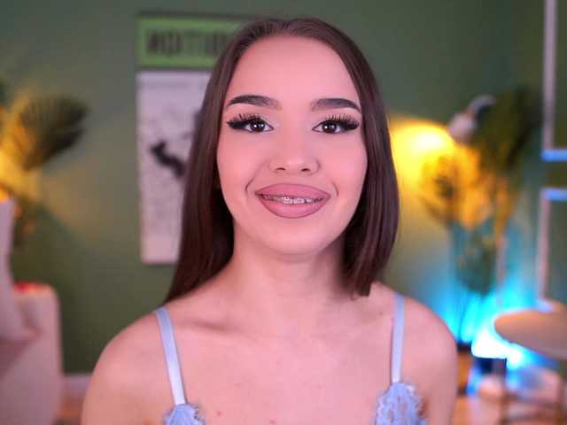 MistyReeds live cam on BongaCams