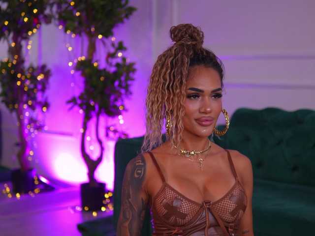 ExoticTala live cam on BongaCams