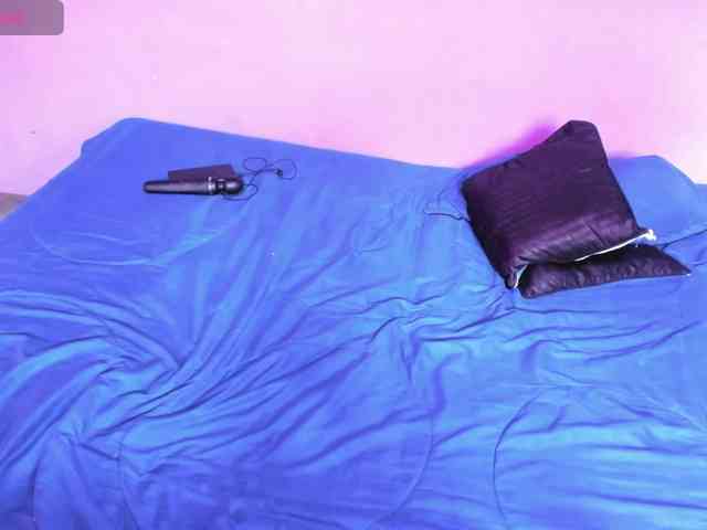 Angela-wish webcam