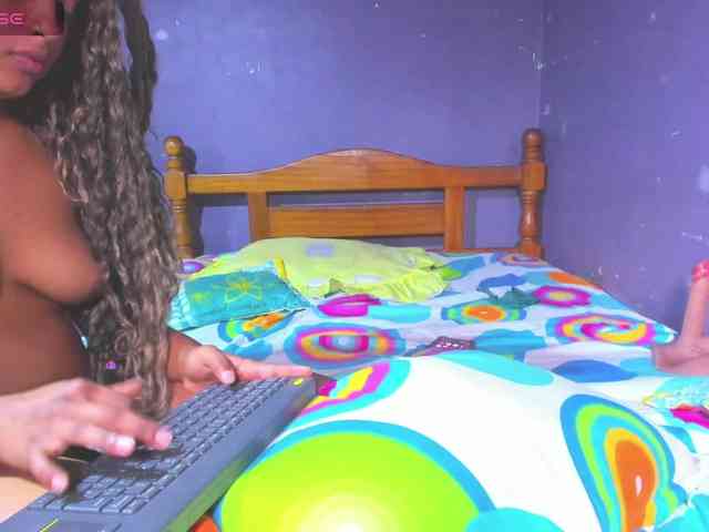 Angela-wish webcam