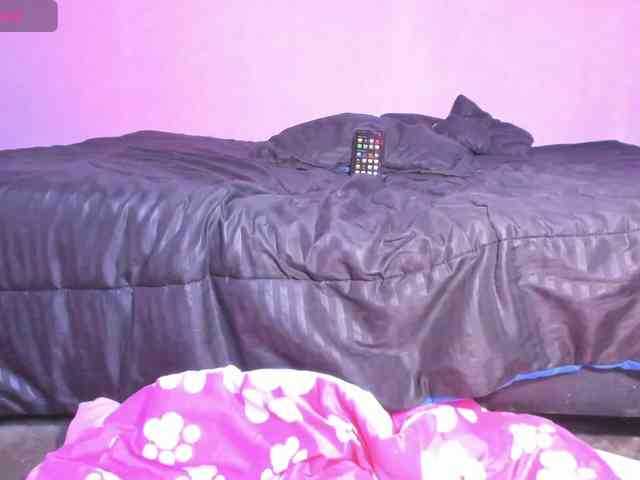 Angela-wish webcam