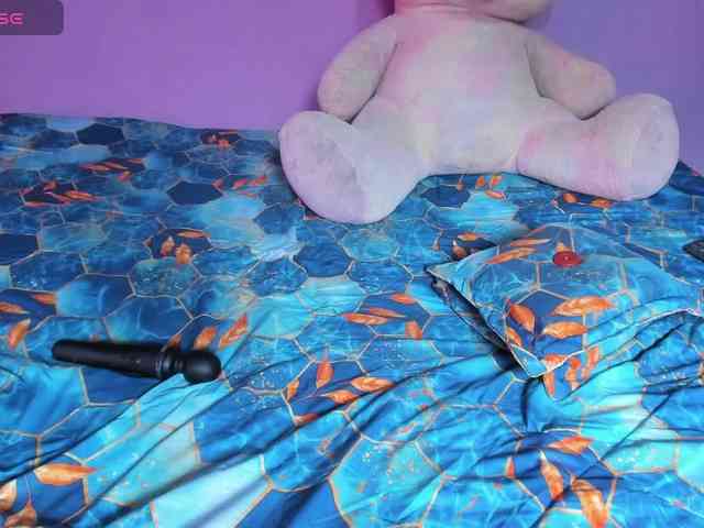 Angela-wish webcam