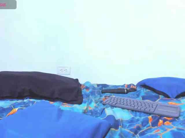 Angela-wish webcam
