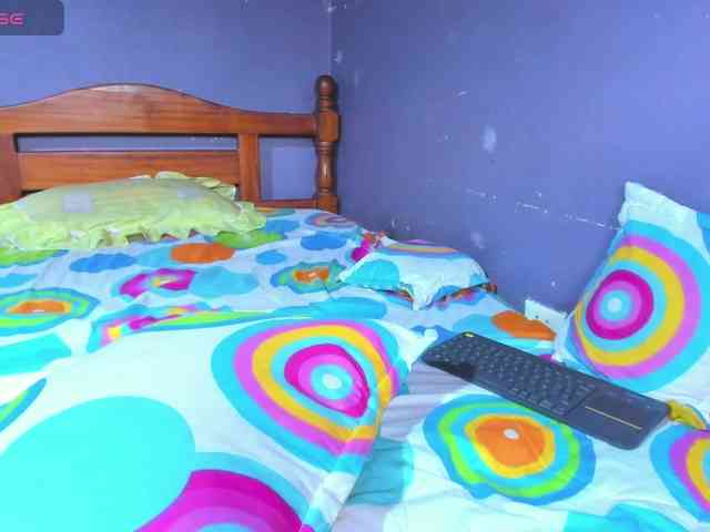 Angela-wish webcam