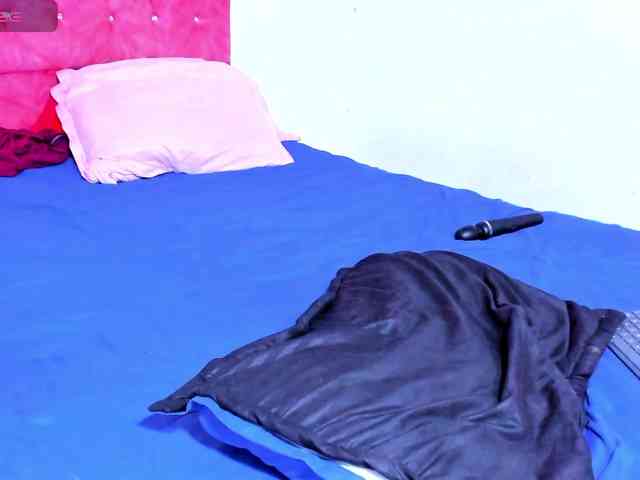 Angela-wish webcam