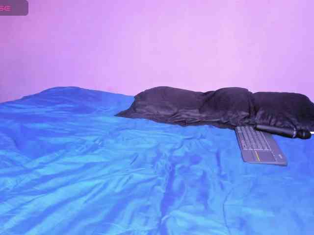 Angela-wish webcam