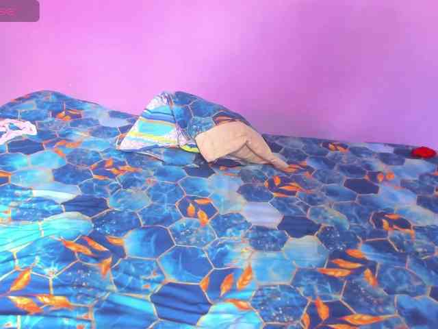 Angela-wish webcam
