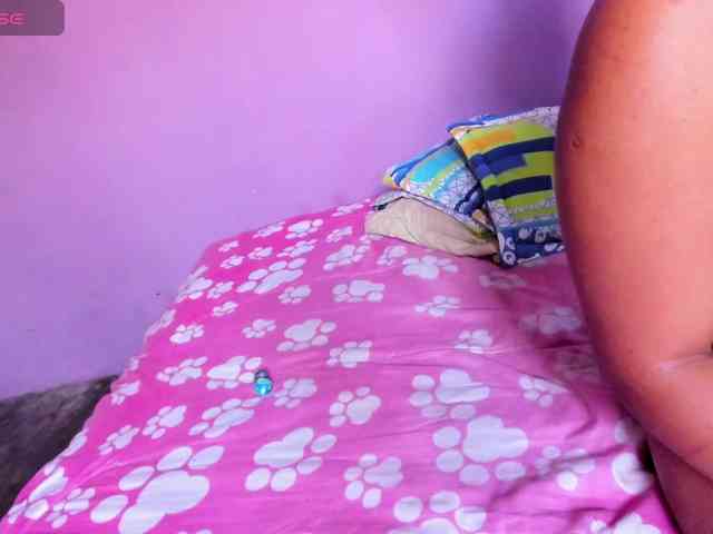Angela-wish webcam