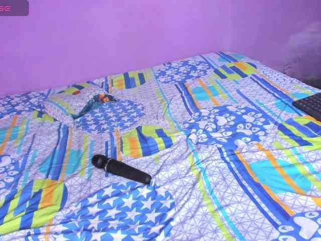 Angela-wish webcam