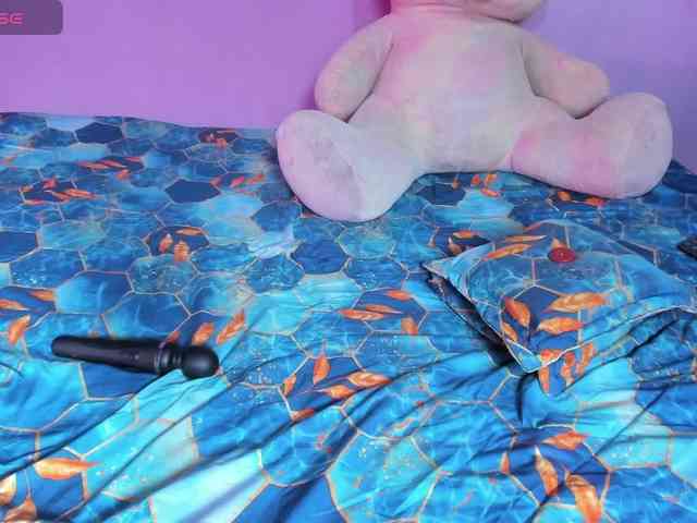 Angela-wish webcam