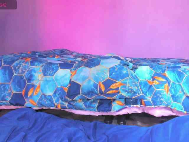 Angela-wish webcam