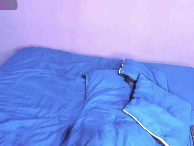 Angela-wish webcam