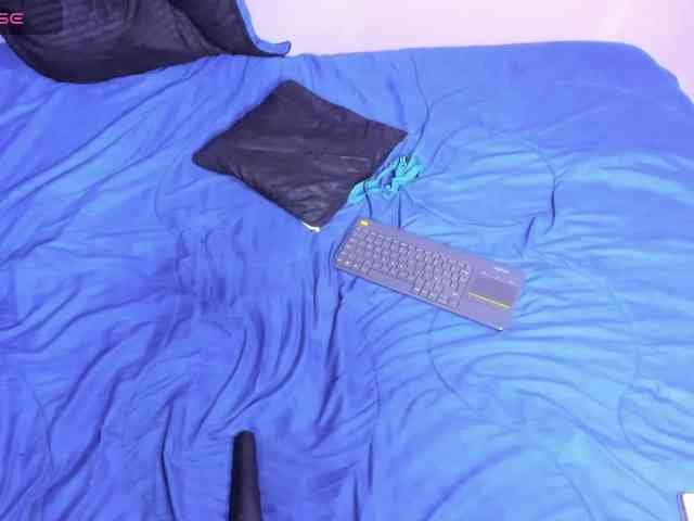 Angela-wish webcam