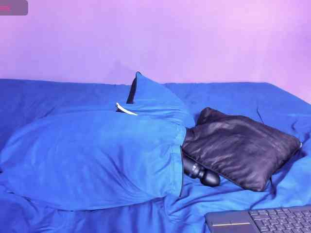Angela-wish webcam