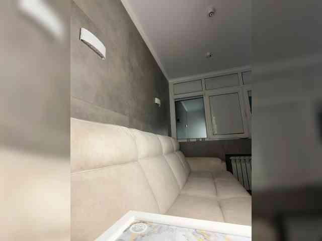MolliKiana webcam