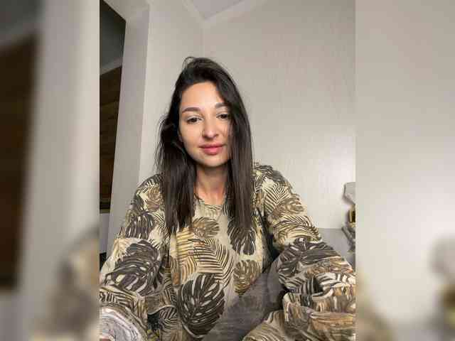 MolliKiana webcam