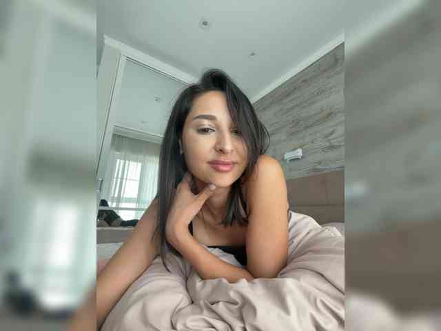MolliKiana webcam