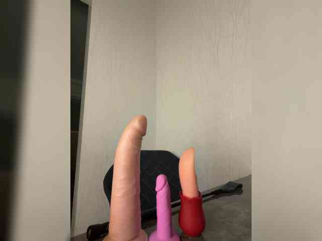 MolliKiana webcam