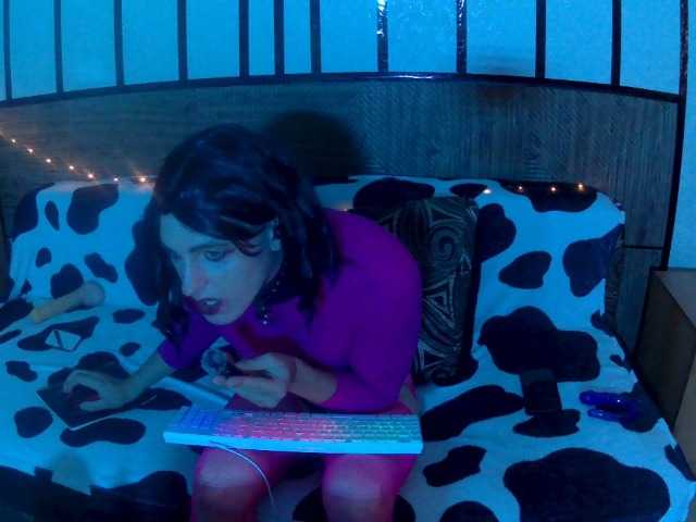 CarysLUXlive live webcam show