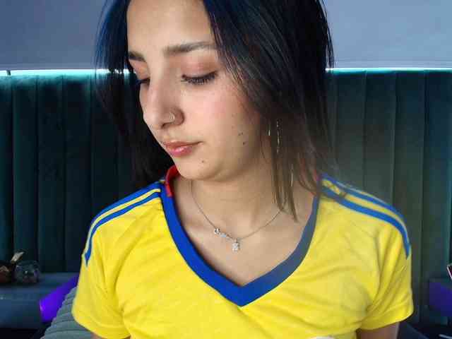 ArisSuarez webcam