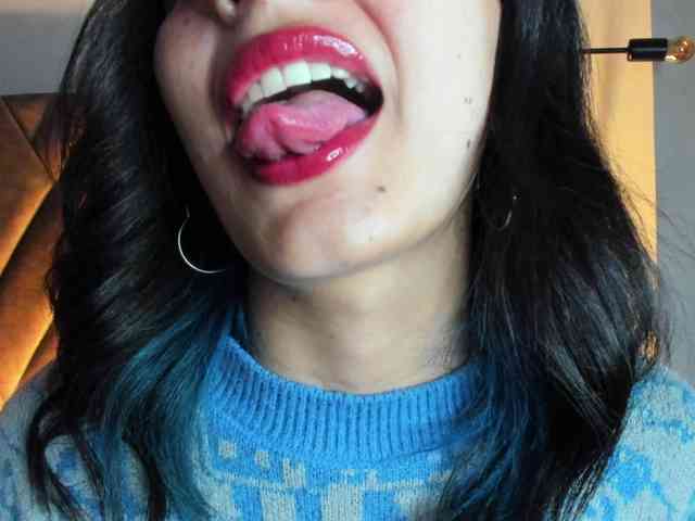 ArisSuarez webcam
