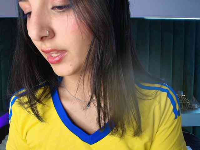 ArisSuarez webcam