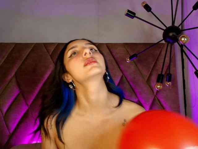 ArisSuarez webcam