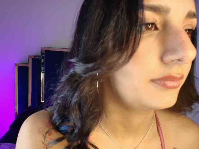 ArisSuarez webcam