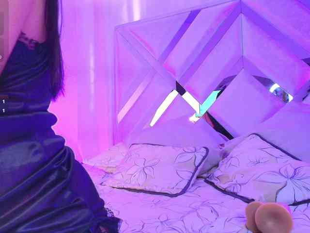 Ariana-Castillo webcam