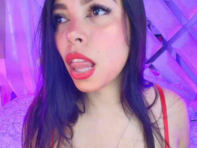 Ariana-Castillo webcam