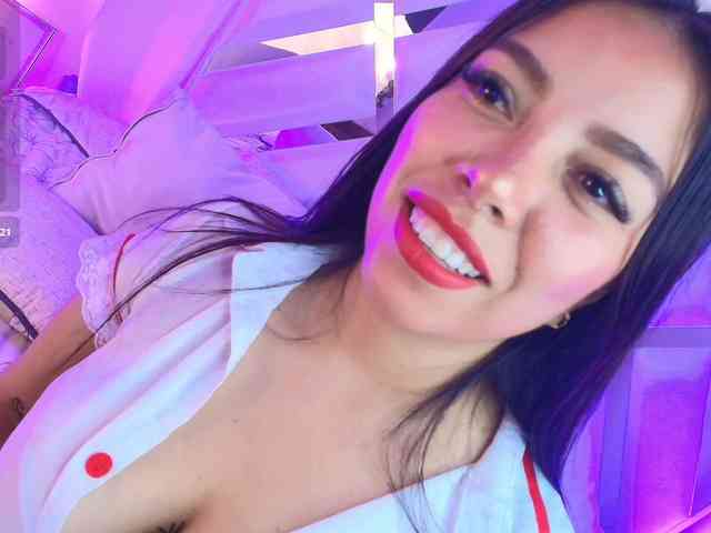 Ariana-Castillo webcam