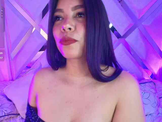 Ariana-Castillo webcam