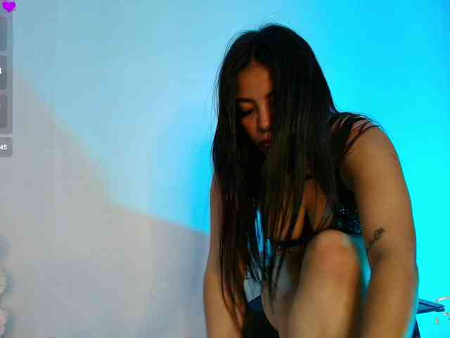 Ariana-Castillo webcam
