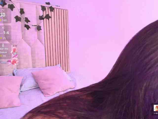 Ariana-Castillo webcam
