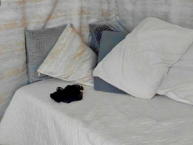 victoriaarousse25 live cam on BongaCams