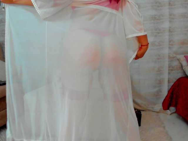victoriaarousse25 live cam on BongaCams