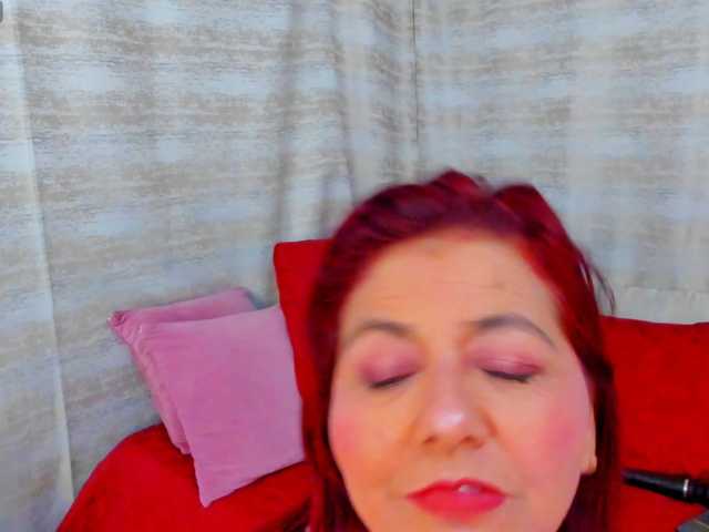 victoriaarousse25 live cam on BongaCams
