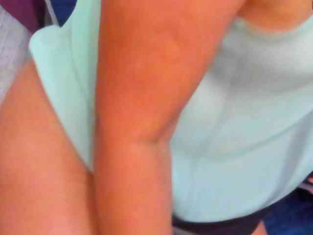 victoriaarousse25 webcam