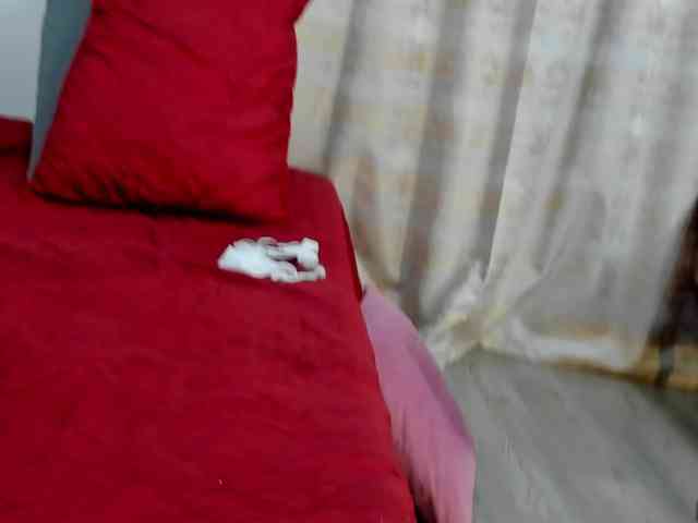 victoriaarousse25 webcam