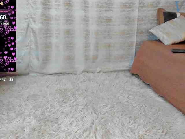 victoriaarousse25 webcam