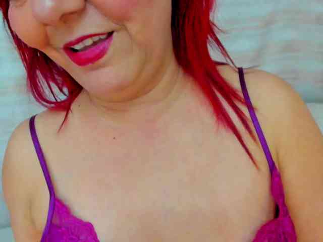 victoriaarousse25 webcam