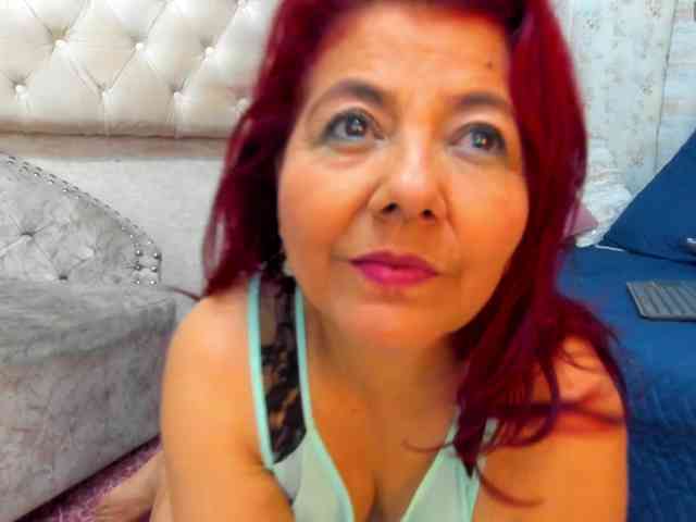 victoriaarousse25 webcam