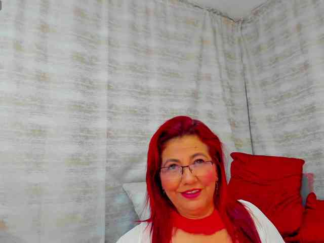 victoriaarousse25 webcam