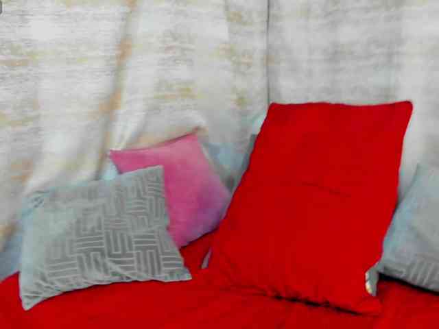 victoriaarousse25 webcam