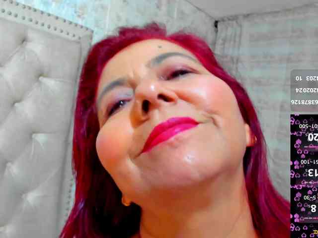 victoriaarousse25 webcam