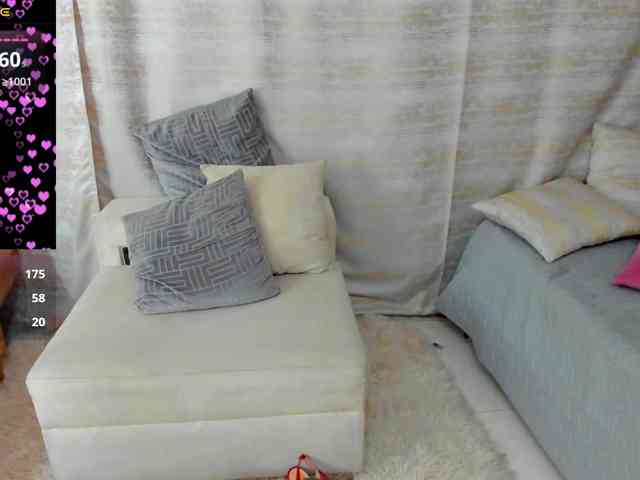 victoriaarousse25 webcam