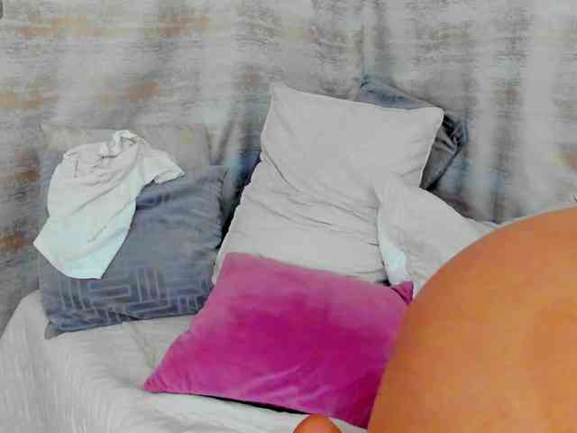 victoriaarousse25 webcam