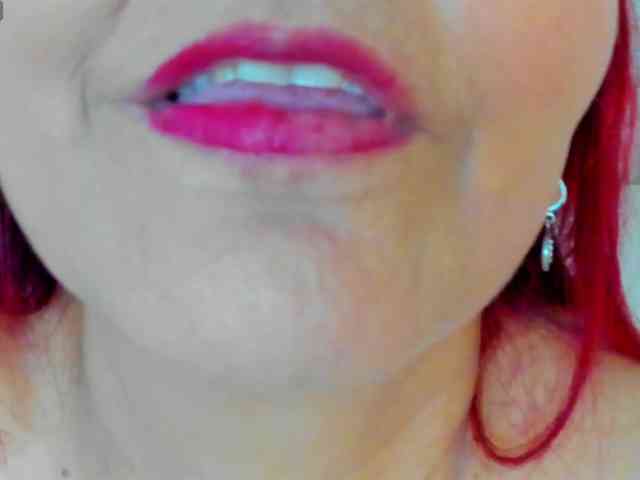 victoriaarousse25 webcam