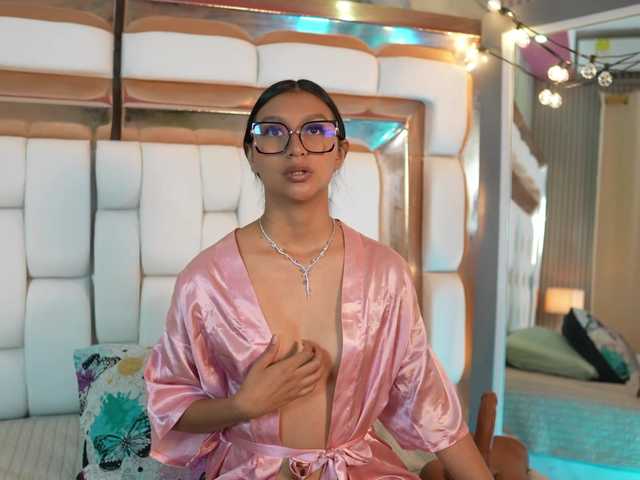 ThinPrincesss live cam on BongaCams